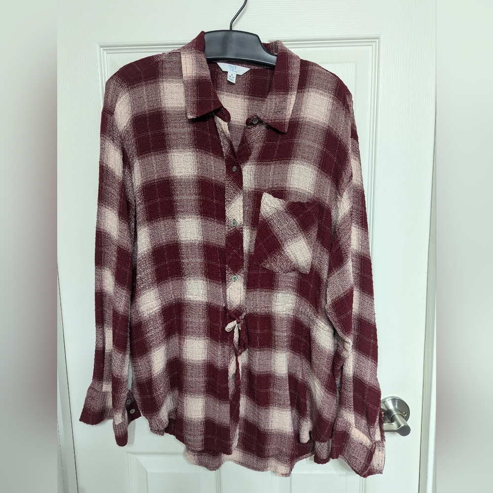 Time and tru  belted tunic top
